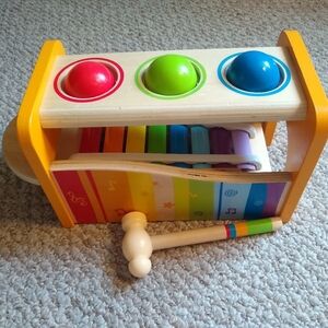 Hape Pound and Tap Bench